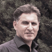 فرهاد خاکساریان